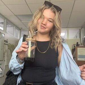 Meet your Posher, Mary